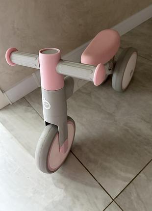 Дитячий біговел momi tedi pink біговел від 1 року для дівчинки легкий беговел