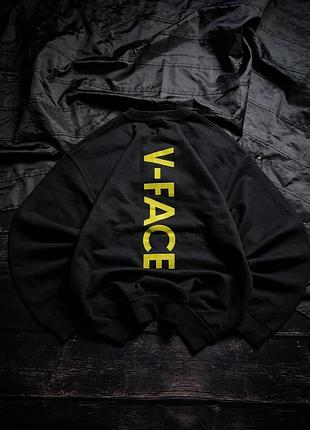 Oversized gildan v-face black sweatshirt 7