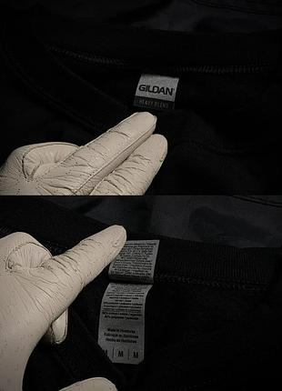 Oversized gildan v-face black sweatshirt 4