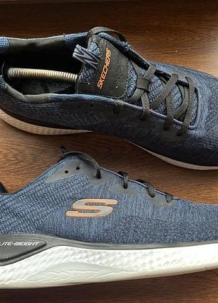 Кросівки 45 розмір skechers