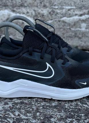 Nike cosmic runner оригінал 36,5-37 жіночі кросівки nike
