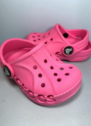 Crocs. р, с4 (21))