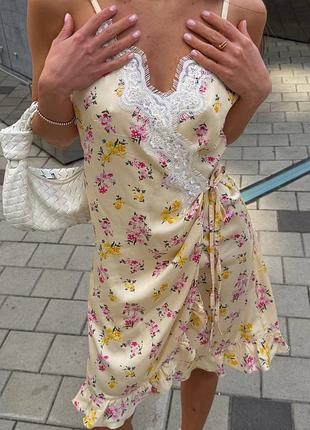Сукня міні 2