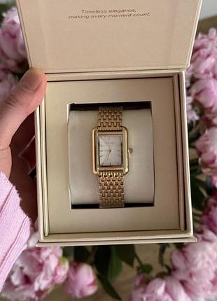 Olivia burker годинник