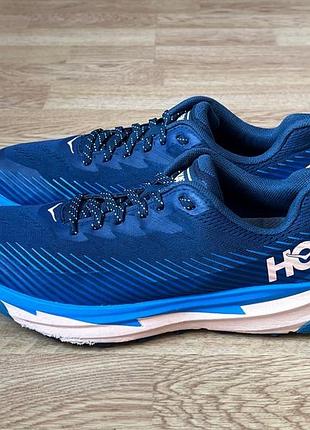 Кросівки hoka 39,5 розміру у відмінному стані