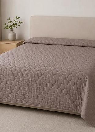 Покрывало стеганое из микрофибры мокко 145x210