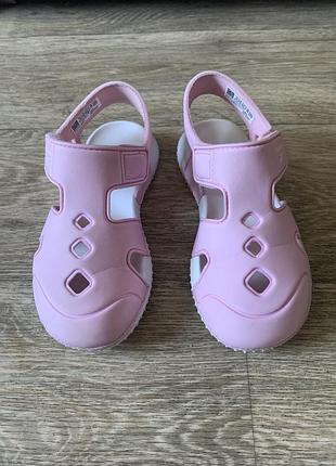 Сандалі босоніжки reebok p.32 аквашузи рожеві дівчачі