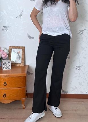 Bershka жіночі чорні брюки