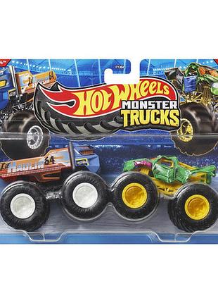 Hot wheels monster jam trucks набір позашляховиків 1:64 lil haulin 64 vs totaled fyj64 позашляховик джип