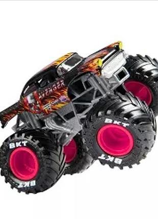 Monster jam truck avenger из набора diecast 1:64 scale vehicles spin master
