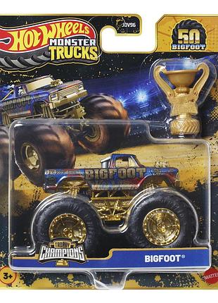 Hot wheels monster trucks bigfoot big foot внедорожник джип 1:64 scale jdv96 trophy champions 50th anniversary