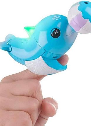 Wowwee fingerlings интерактивный ручной дельфин блюз 3667 baby dolphin blues light-up interactive
