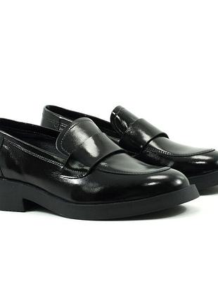 Жіночі туфлі лофери vilansi v8049 lacouer 40 розмір