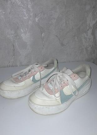 Кросівки nike жіночі