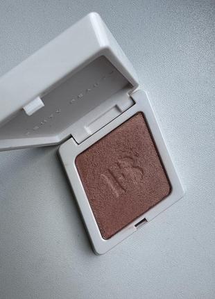 Б/в румʼяна fenty cheeks  suede powder blush tahiti tease