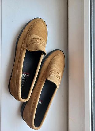Лоферы кожаные aerosoles