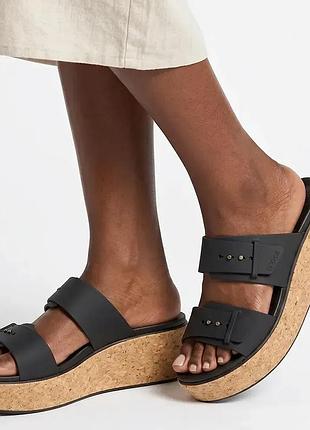 Женские сандалии crocs women sandal, brooklyn cork buckle, black, чёрные w10/41-42