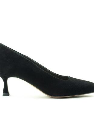 Женские туфли bravomoda 0408 czarny zamsz 36 размер