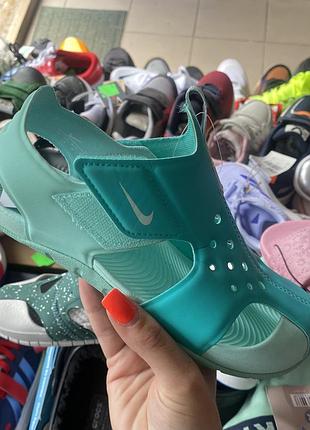 Сандалі босоніжки nike
