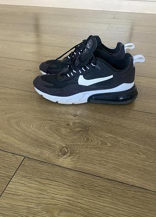 Кросівки nike,розмір 24,5 см/38,5,водовідштовхувальні