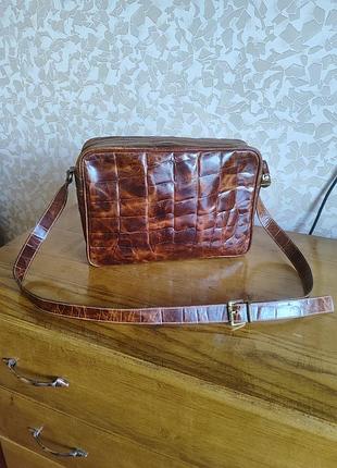 Винтажная кожаная сумка furla (италия,80-90-ти) идеальное состояние, оригинал!!