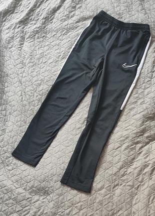 Штаны спортивные футбольные nike dri-fit черные беговые