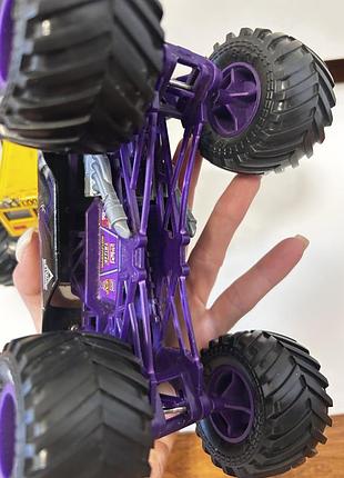 Машинки  monster jam 5