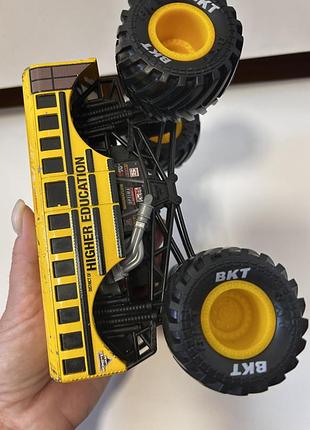 Машинки  monster jam 7