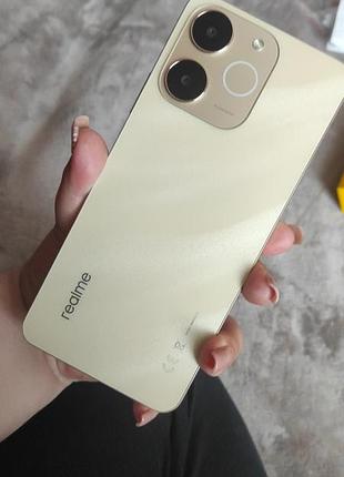 Продаю телефон realme hote 7ot 2