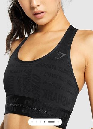 Спортивный топ gymshark