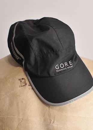 Спортивная кепка с мембраной gore running wear essential wind stopper cap - one size