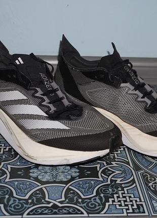 Бігові кросівки adidas adizero boston