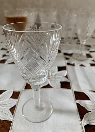 Ніжні кришталеві чарки