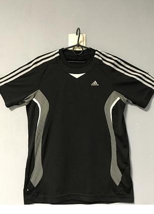 Adidas чоловіча  футболка s