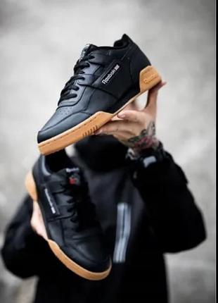 Снікерcи reebok workout plus 6