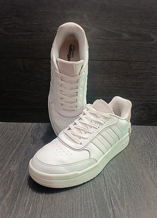 Кроссовки adidas 40- стелька 25 см