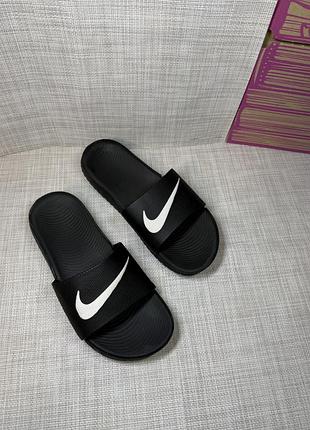 Оригінальні шльопанці nike