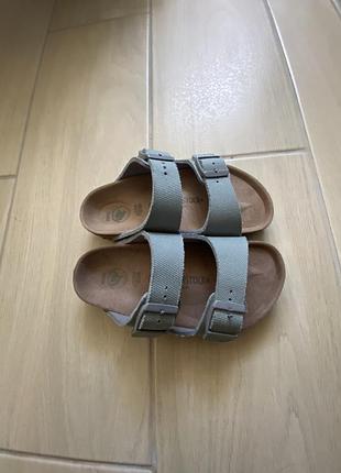 Оригінальні шльопанці birkenstock