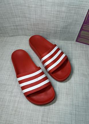 Оригінальні шльопанці adidas
