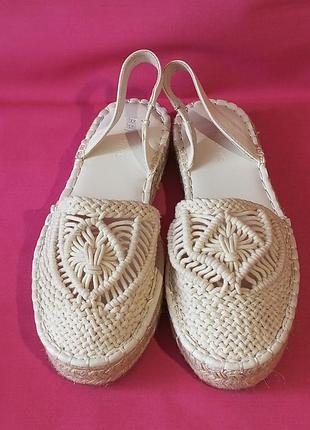 Primark,р 40(25,5)