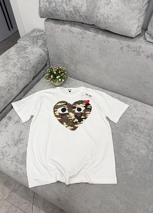 Футболка comme des garcons