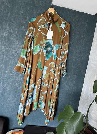 Неймовірна сукня cos