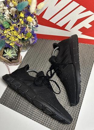 Кроссовки adidas 5