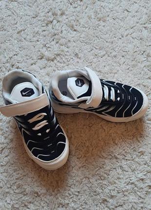 Кроссовки nike air tn, 32