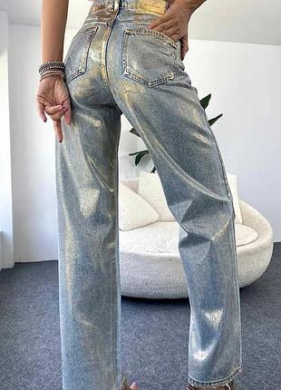 Стильные женские джинсы с золотым напылением zara