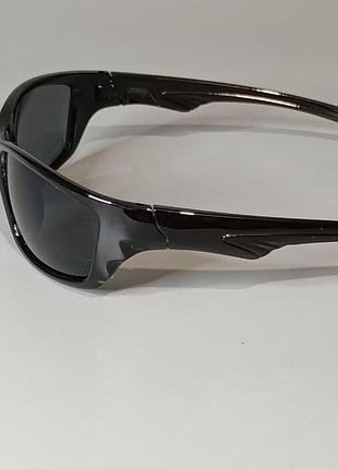 🕶️🕶️ сонцезахисні окуляри в спортивному стилі на глянсовій оправі 🕶️🕶️