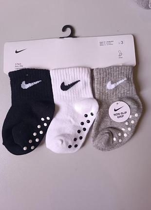 Nike шкарпетки антиковзкі дитячі комплект 3 пари 12-24 місяці