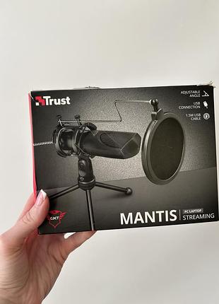 Usb-мікрофон trust gxt 232 mantis, призначений для потокових трансляцій та подкастів.