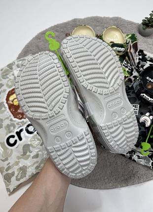 Crocs x bape 8