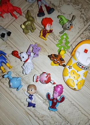 Лот киндеры игрушки фигурки из киндеров 4